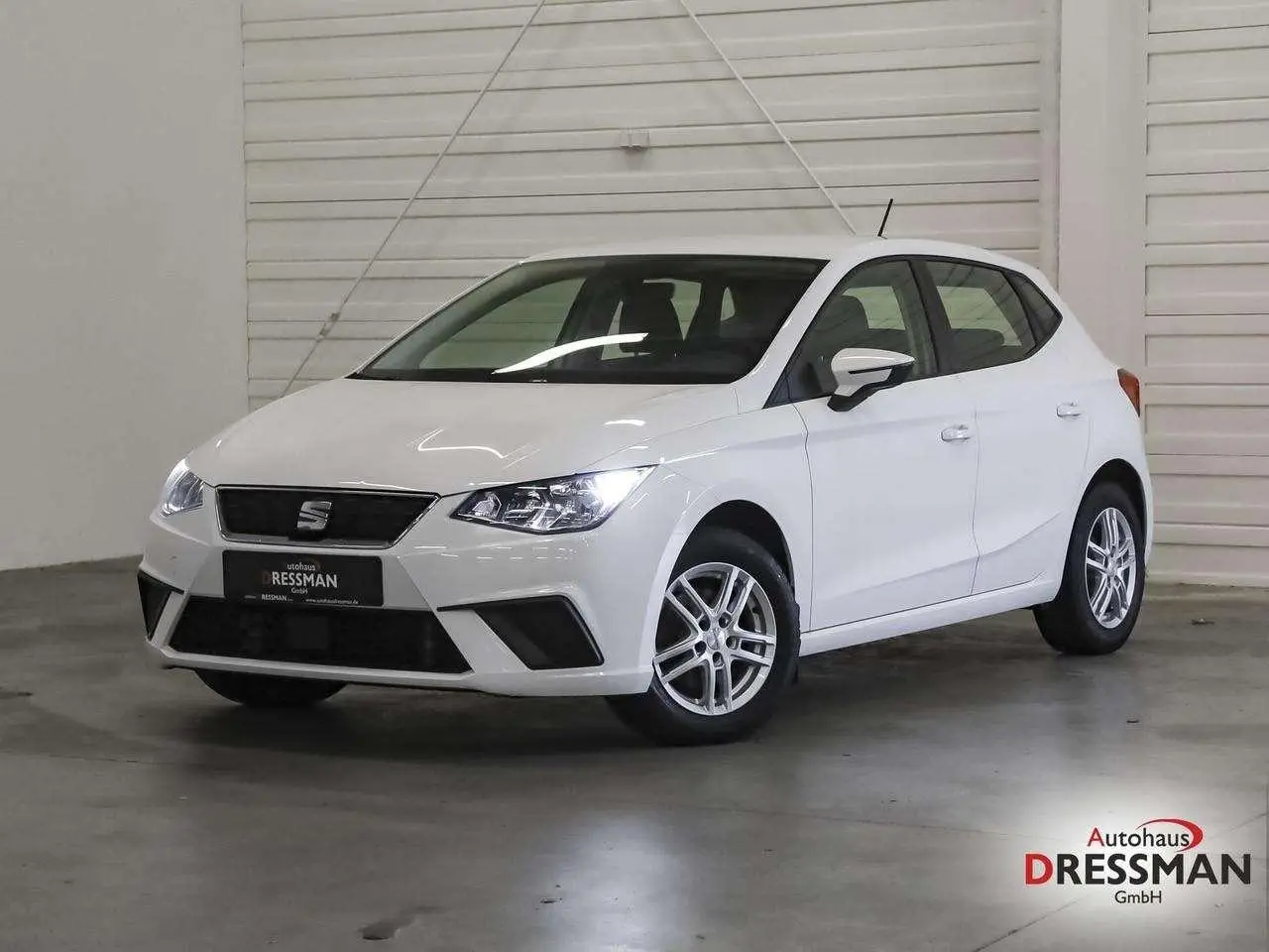 Photo 1 : Seat Ibiza 2019 Essence