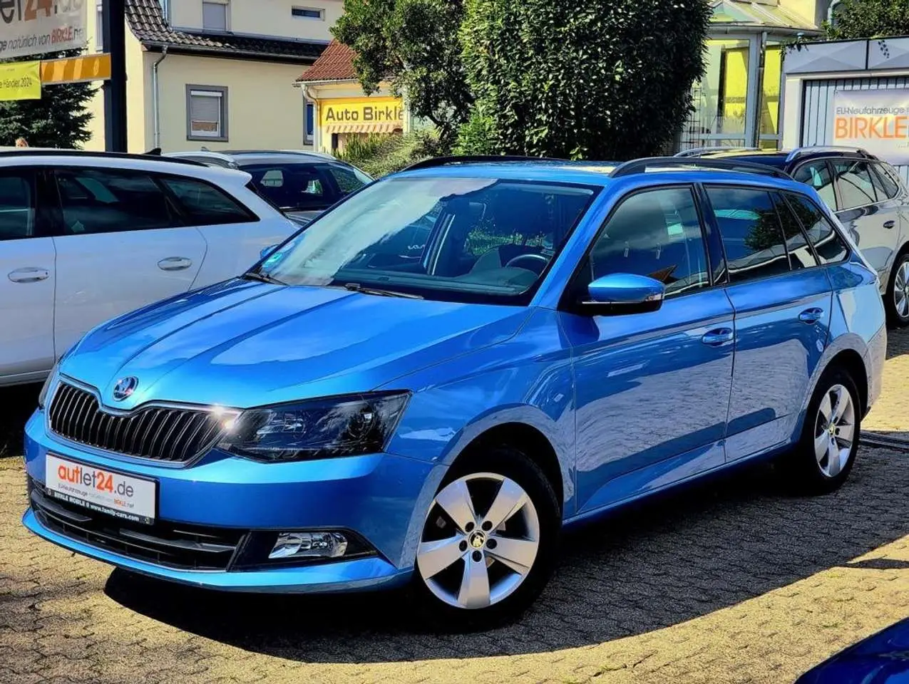 Photo 1 : Skoda Fabia 2017 Petrol