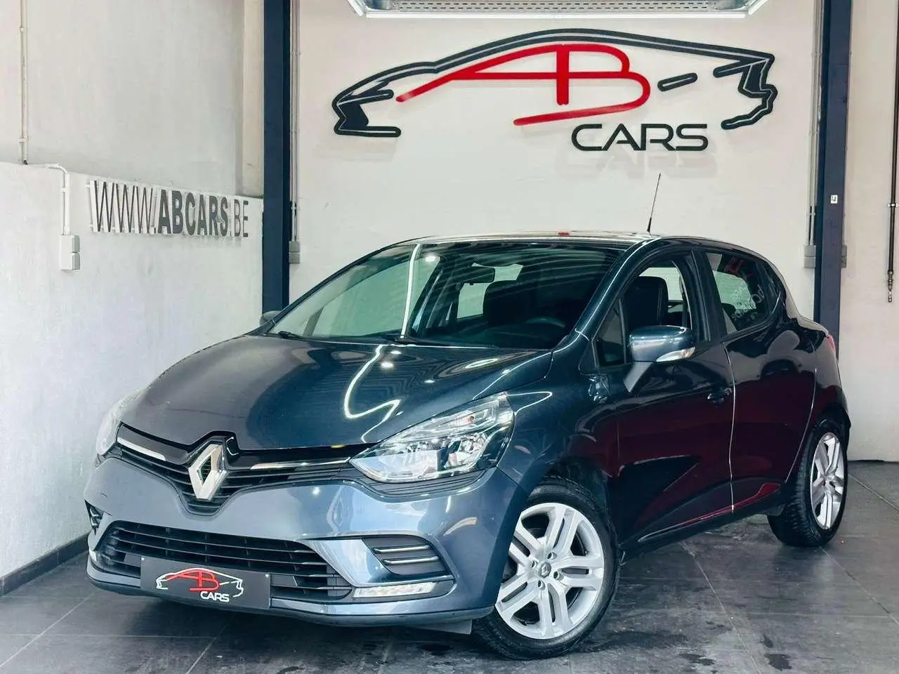 Photo 1 : Renault Clio 2018 Essence