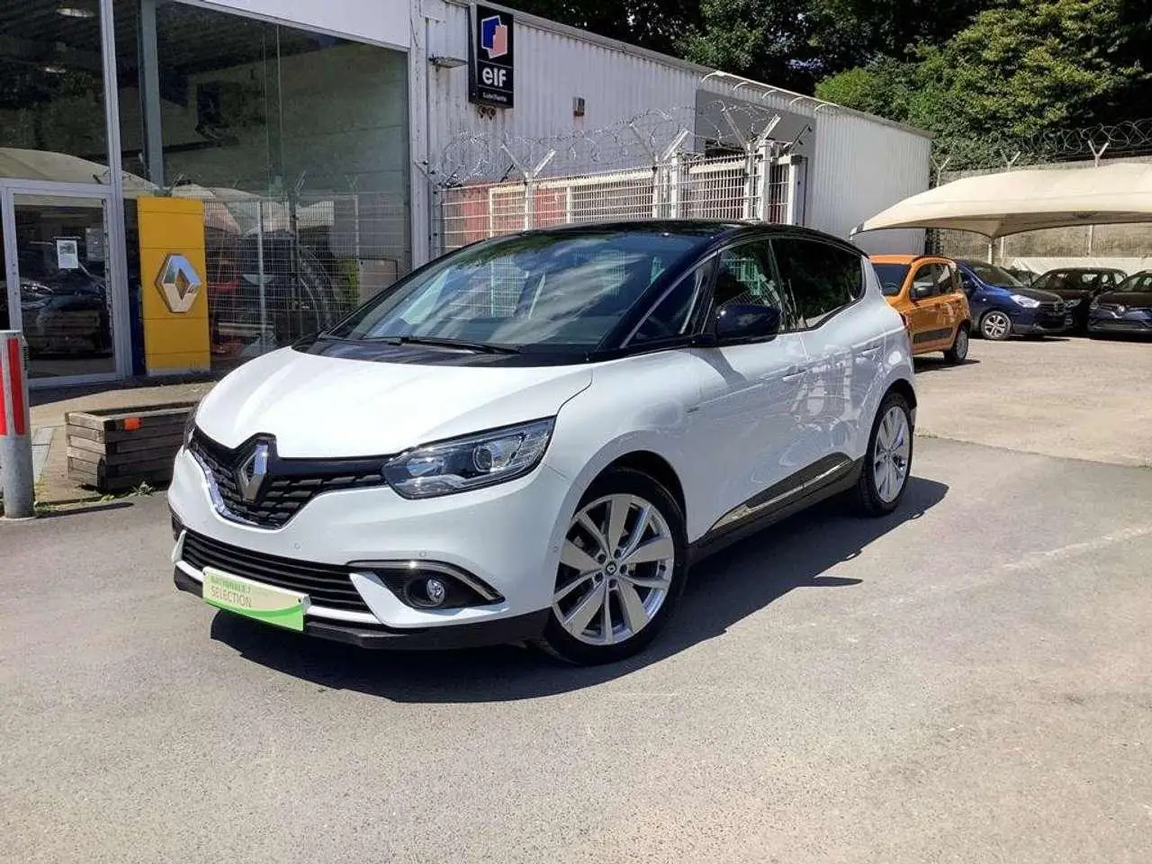 Photo 1 : Renault Scenic 2018 Essence