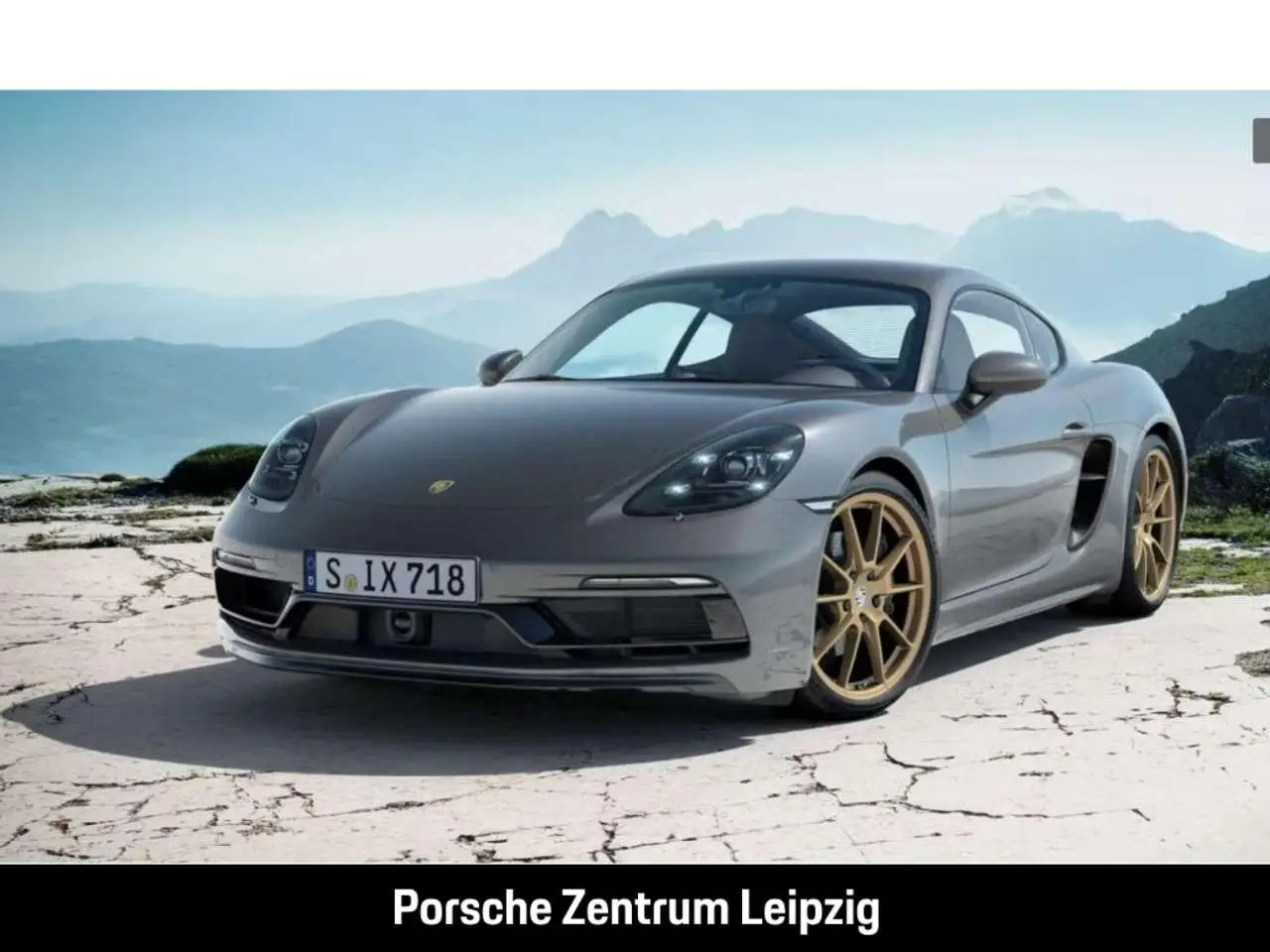 Photo 1 : Porsche 718 2023 Essence