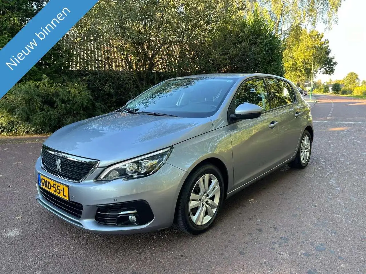 Photo 1 : Peugeot 308 2019 Essence