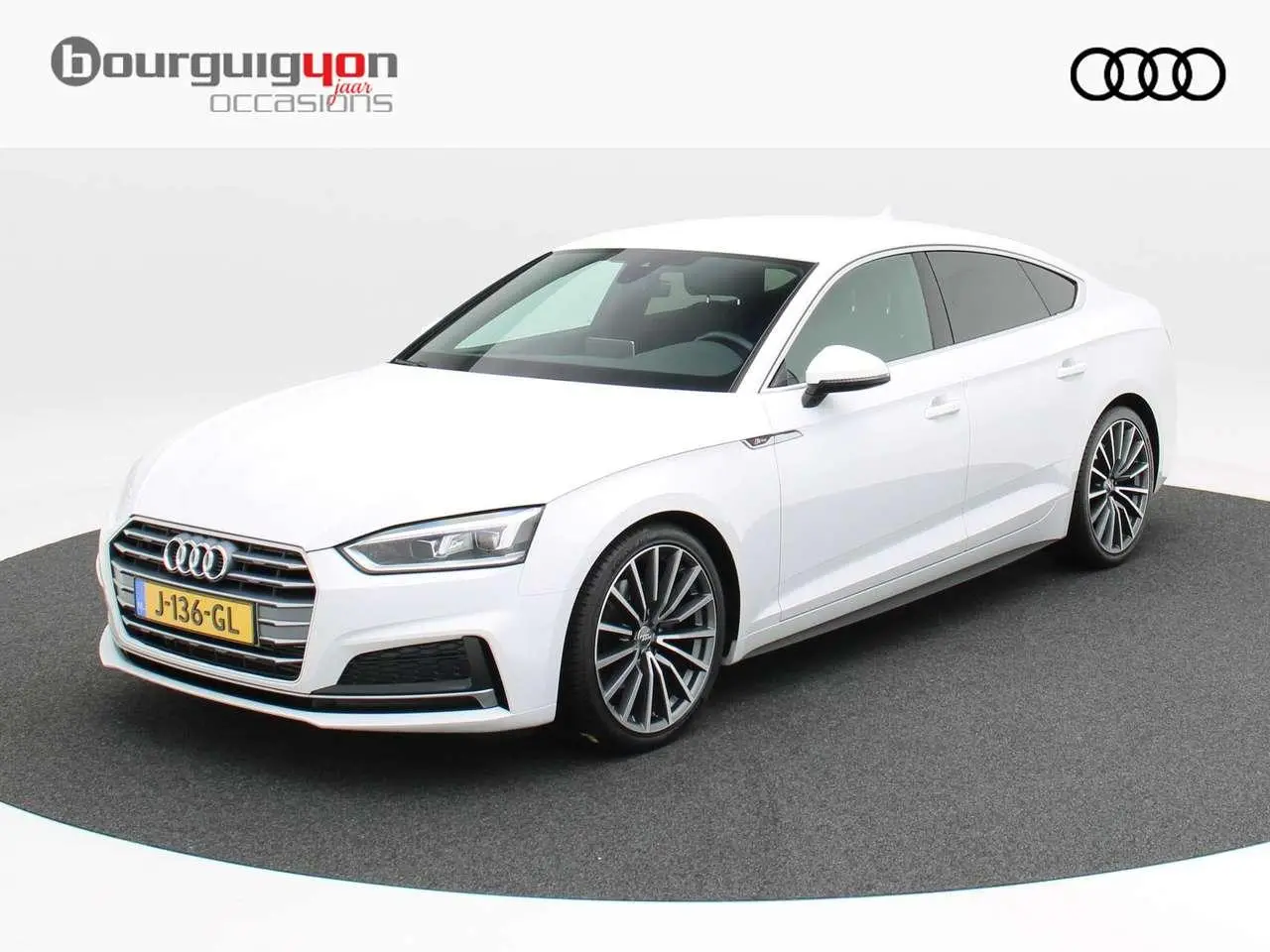 Photo 1 : Audi A5 2020 Petrol