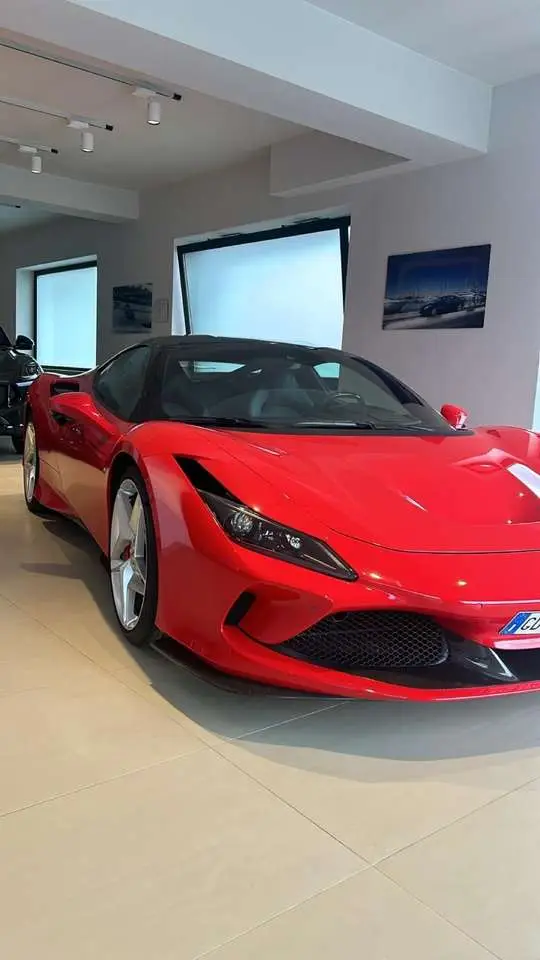 Photo 1 : Ferrari F8 2020 Petrol