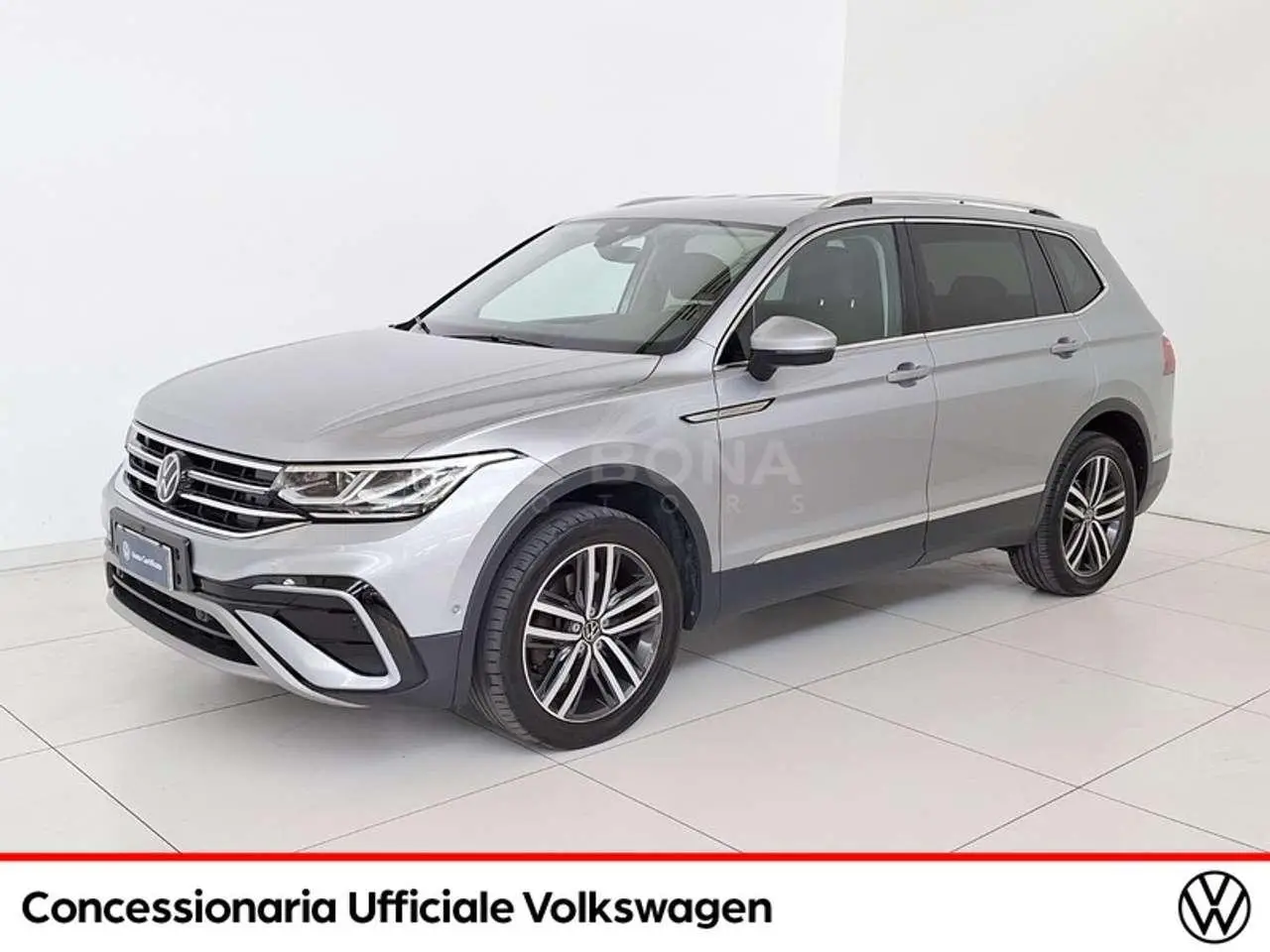 Photo 1 : Volkswagen Tiguan 2021 Diesel