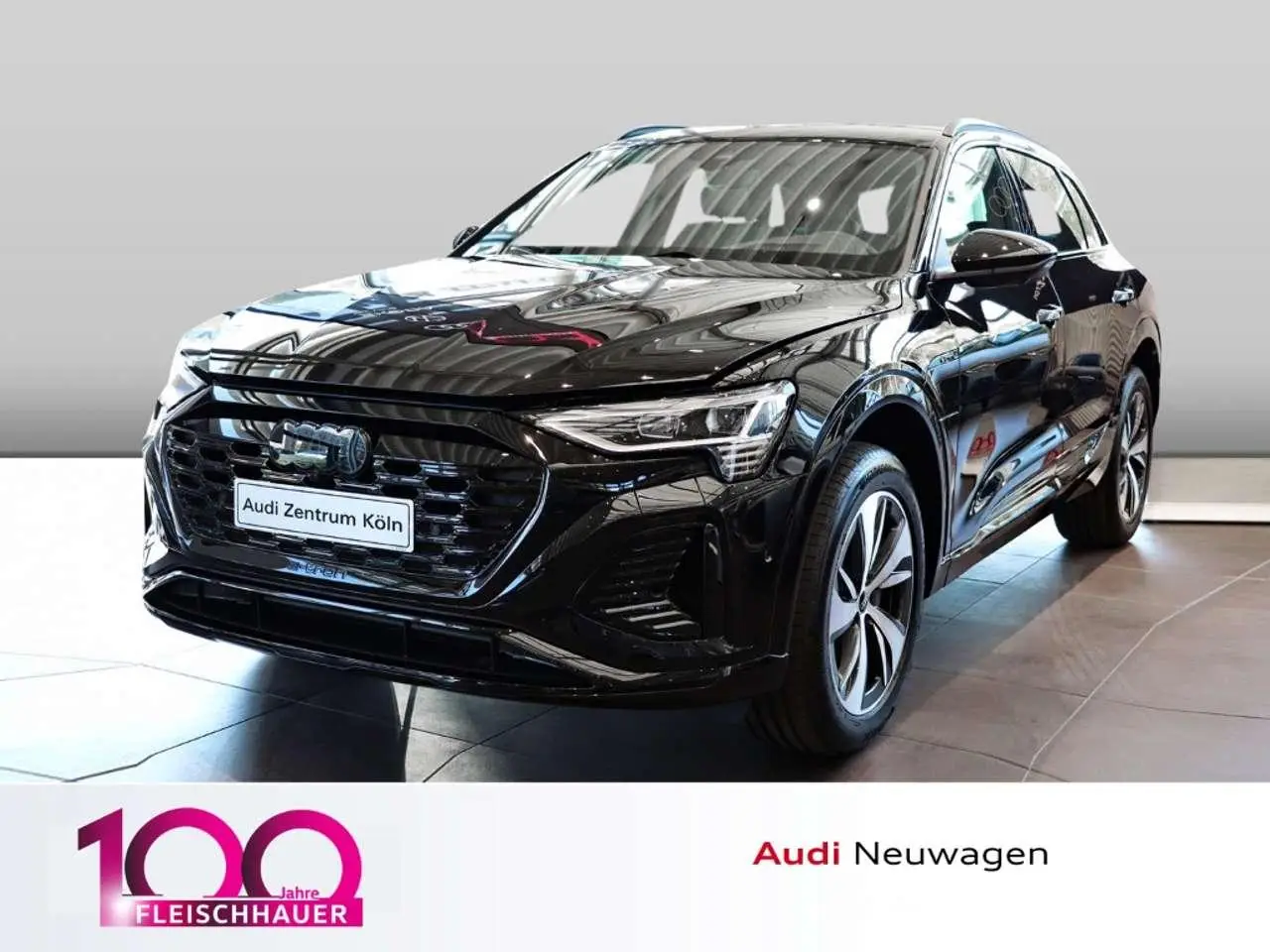 Photo 1 : Audi Q8 2024 Électrique