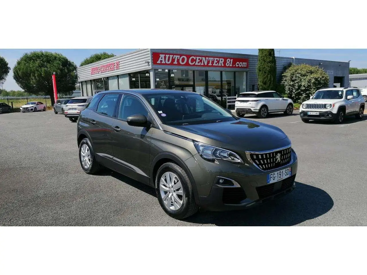 Photo 1 : Peugeot 3008 2019 Essence