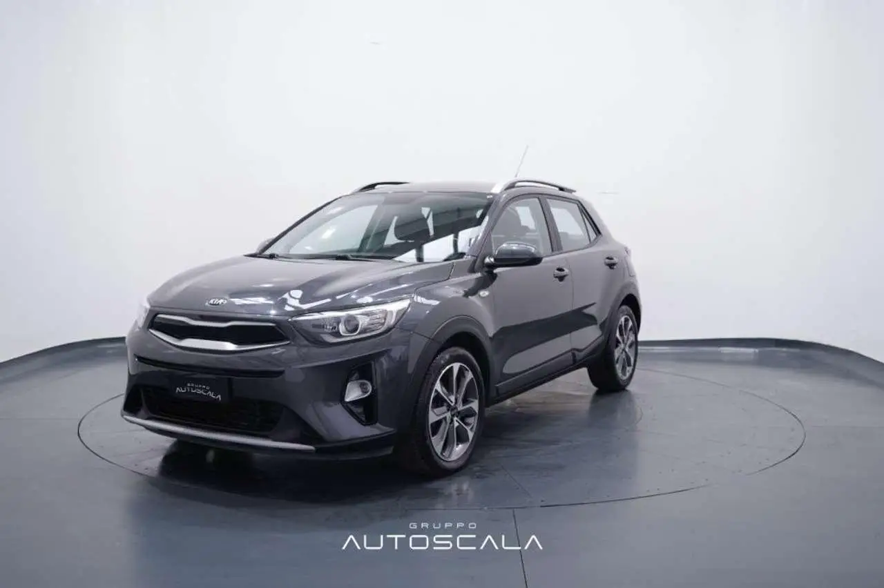 Photo 1 : Kia Stonic 2020 Essence