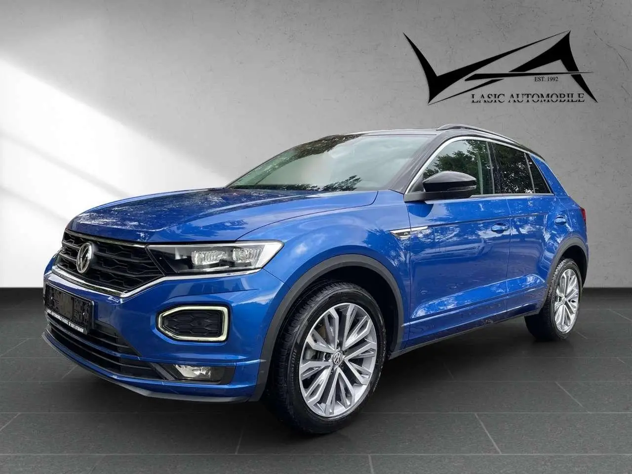 Photo 1 : Volkswagen T-roc 2020 Essence