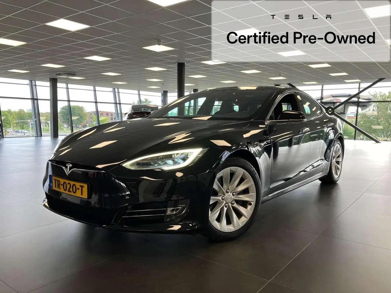 Photo 1 : Tesla Model S 2018 Electric