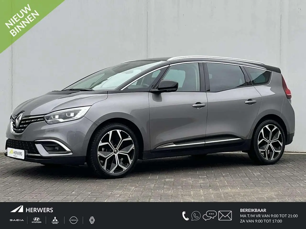 Photo 1 : Renault Grand Scenic 2023 Essence