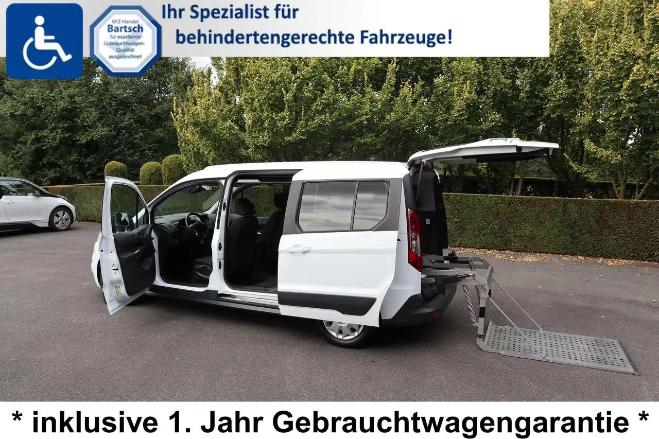 Photo 1 : Ford Grand Tourneo 2015 Diesel