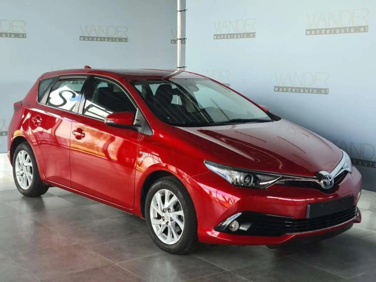 Photo 1 : Toyota Auris 2016 Hybride