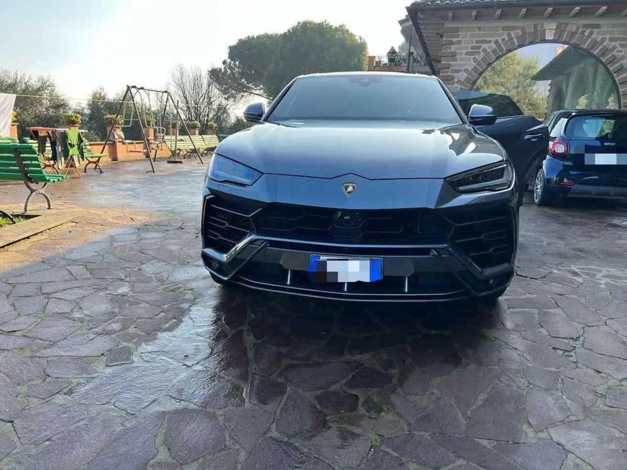 Photo 1 : Lamborghini Urus 2019 Petrol