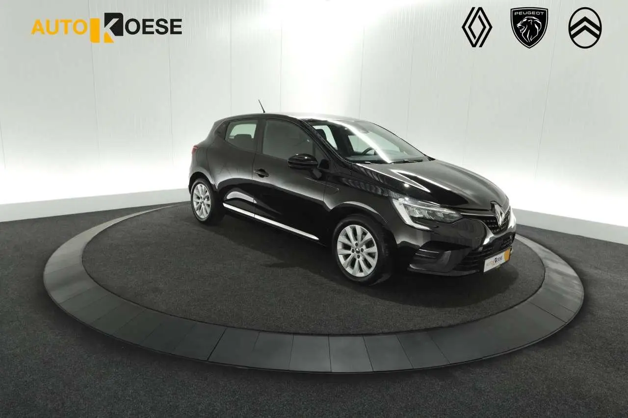 Photo 1 : Renault Clio 2021 Essence