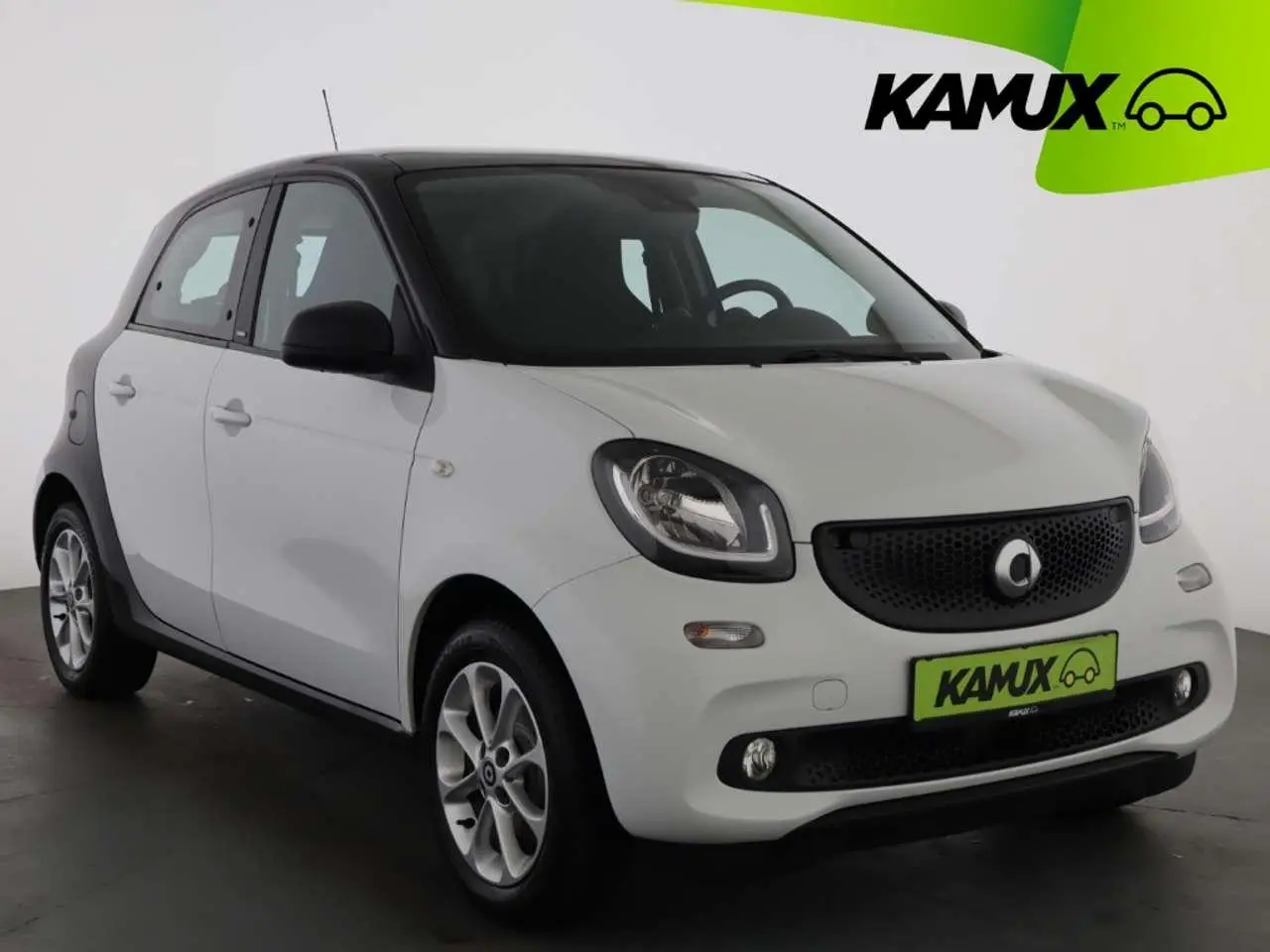 Photo 1 : Smart Forfour 2019 Petrol