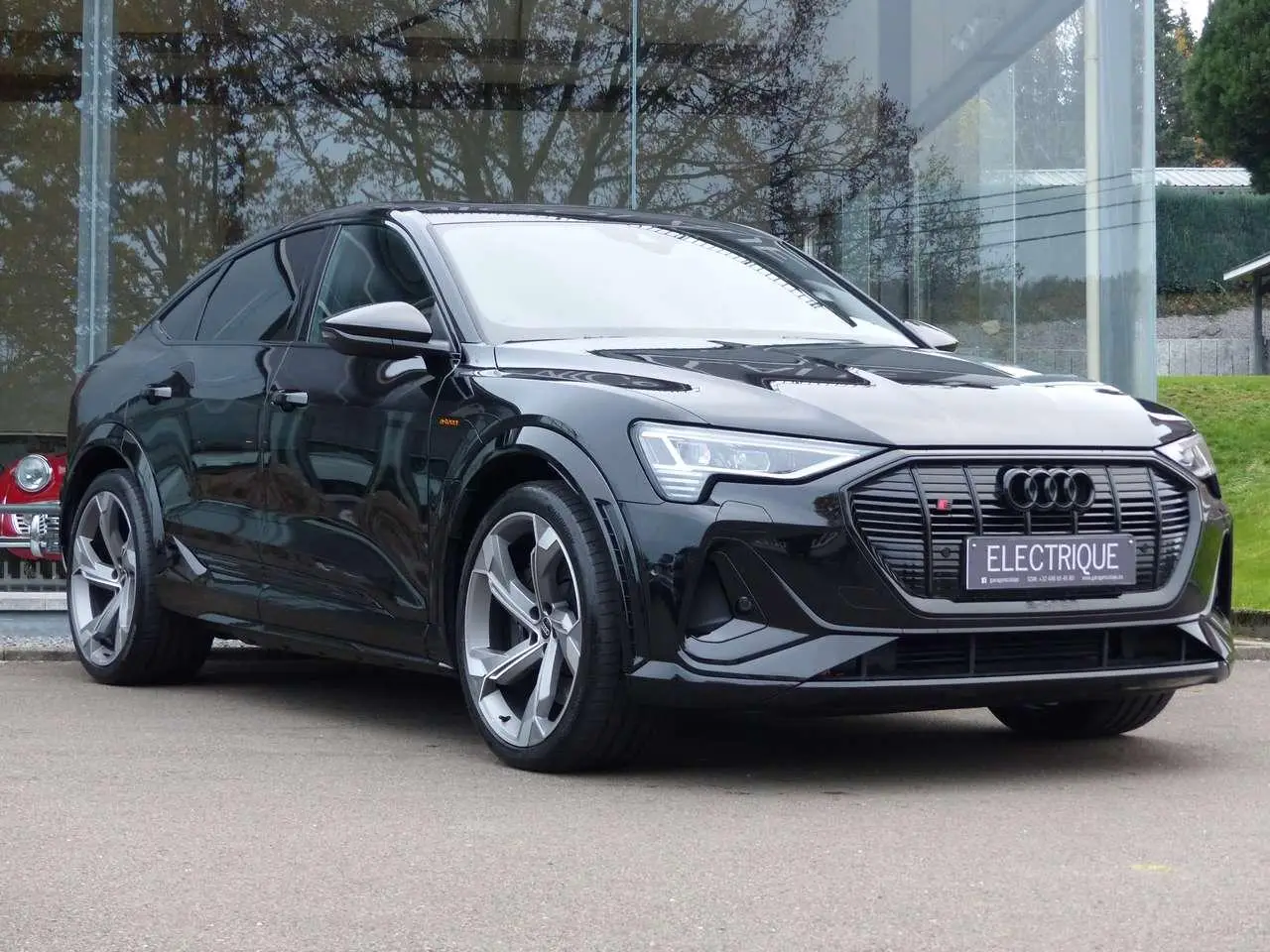 Photo 1 : Audi E-tron 2022 Électrique