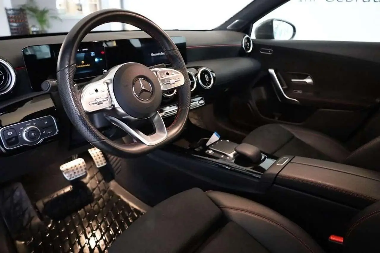 Photo 1 : Mercedes-benz Classe A 2020 Essence