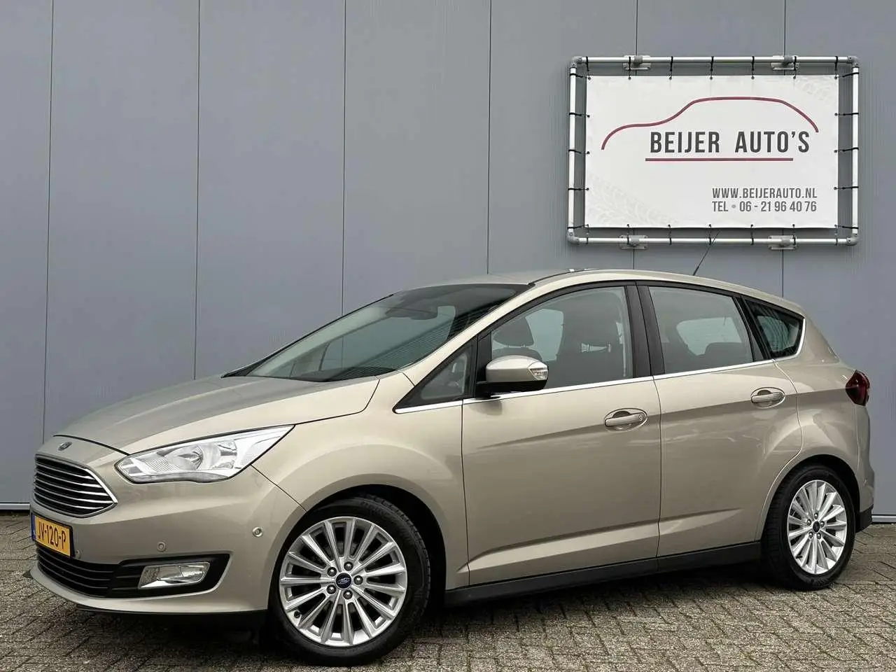 Photo 1 : Ford C-max 2016 Petrol