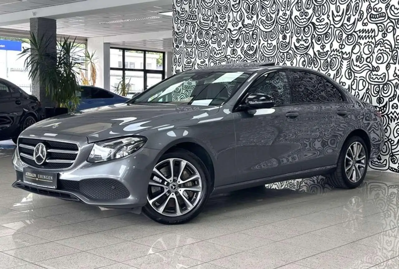 Photo 1 : Mercedes-benz Classe E 2019 Petrol