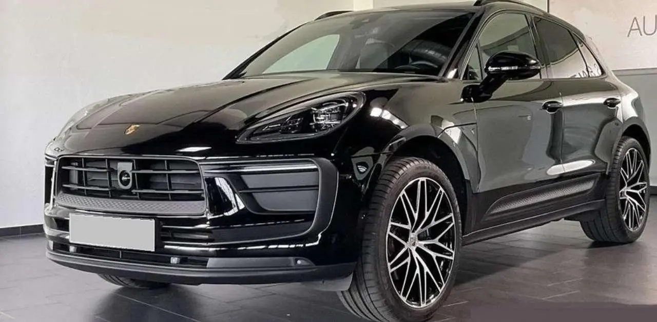 Photo 1 : Porsche Macan 2022 Essence