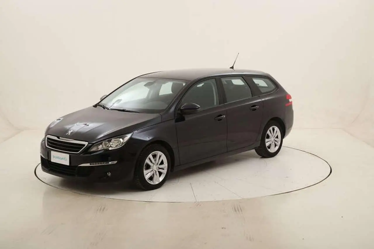 Photo 1 : Peugeot 308 2017 Diesel