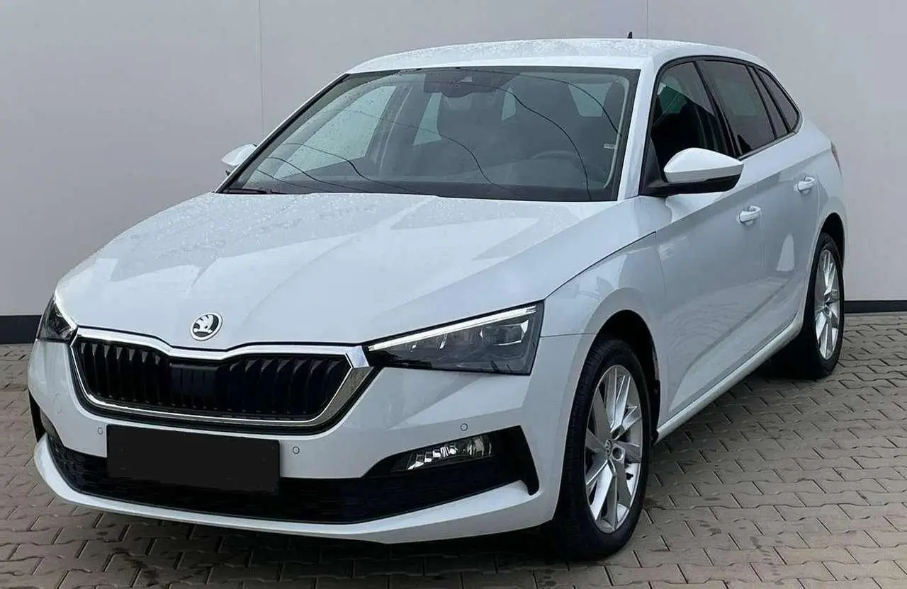 Photo 1 : Skoda Scala 2022 Essence