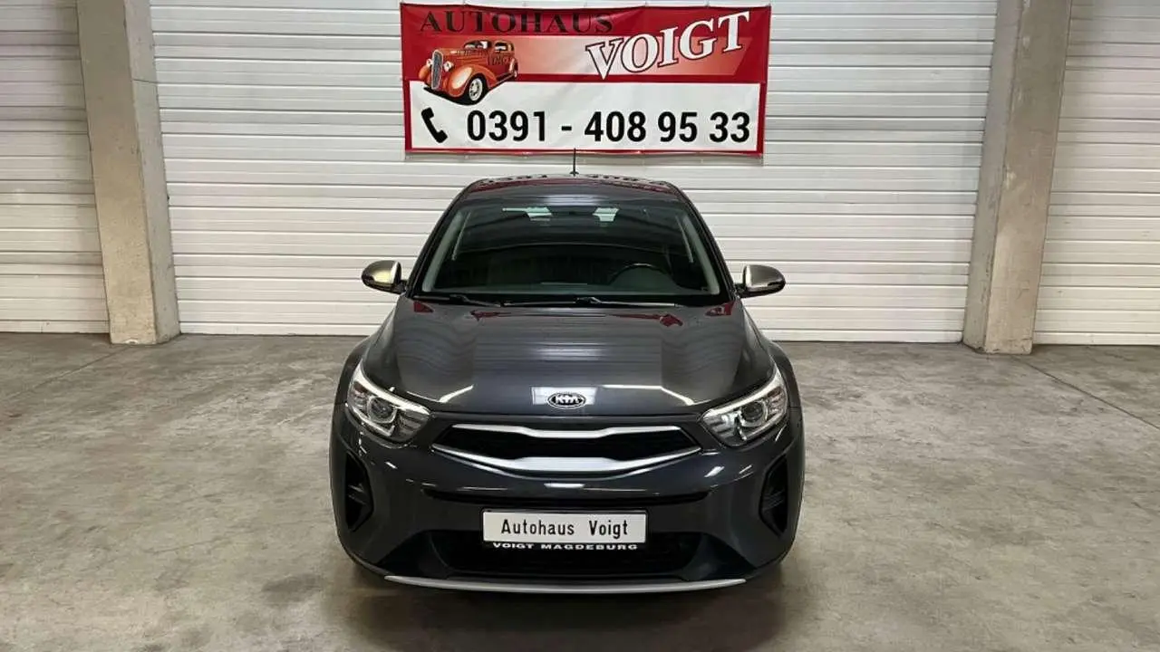 Photo 1 : Kia Stonic 2018 Petrol