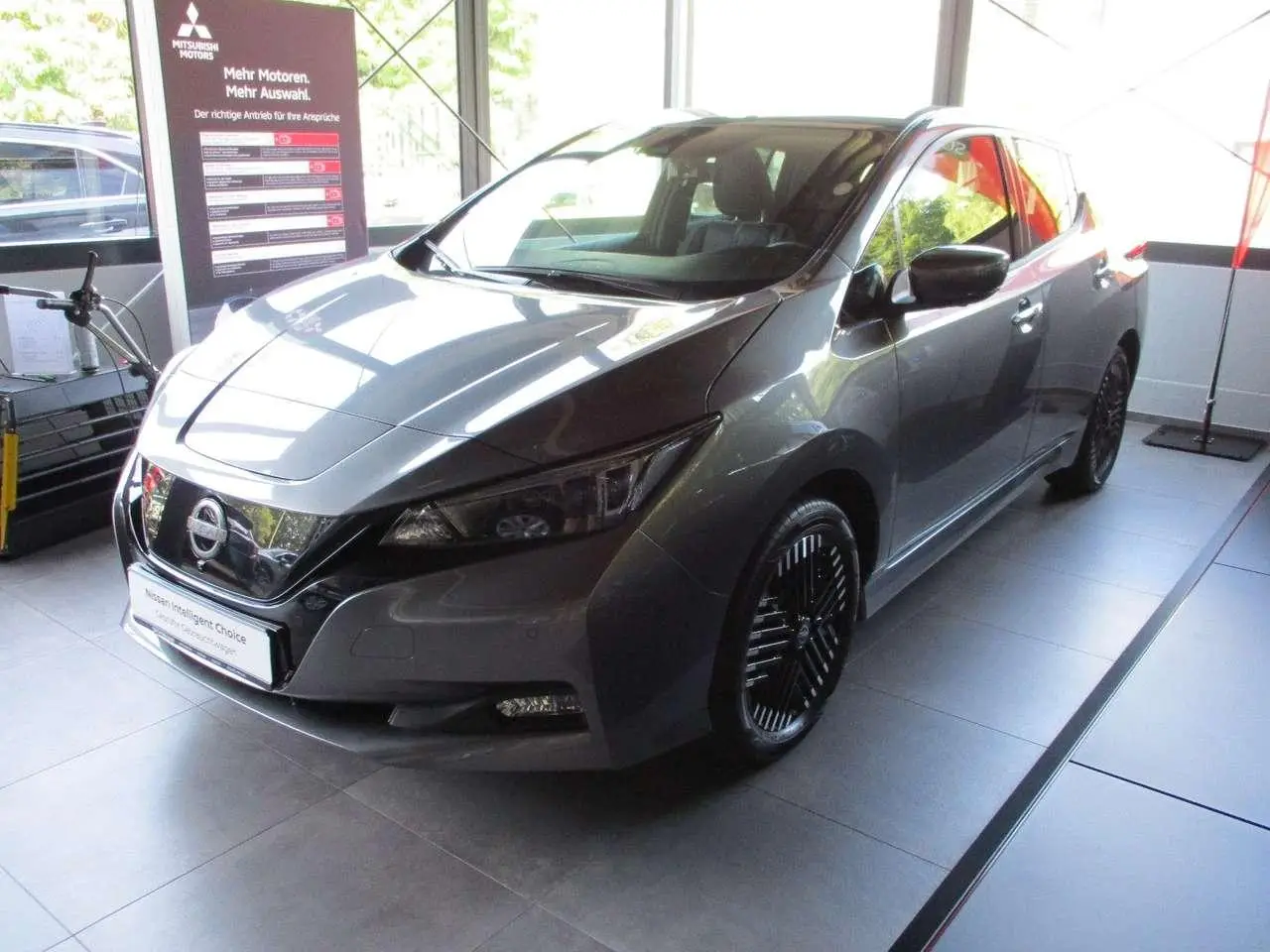 Photo 1 : Nissan Leaf 2023 Electric