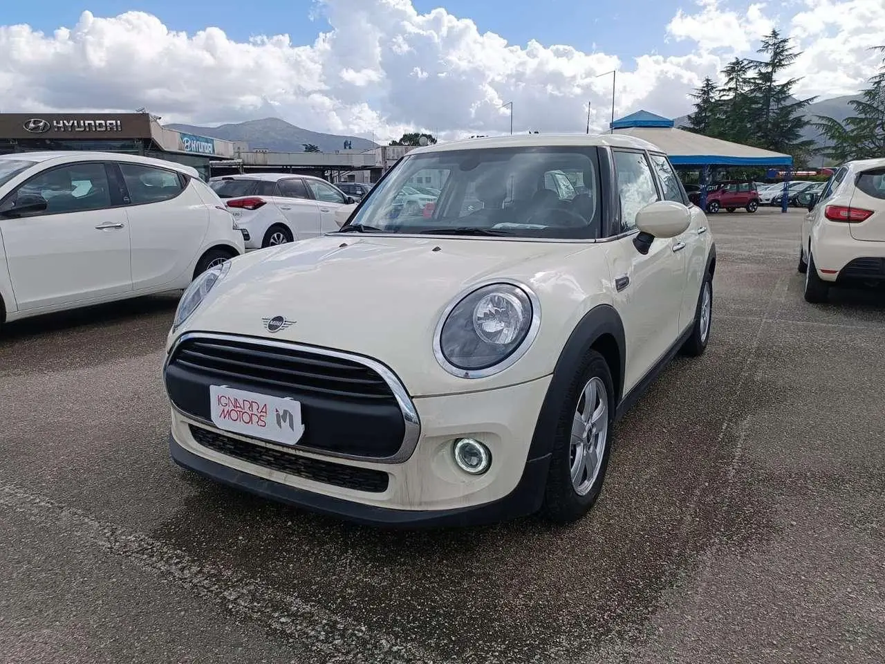 Photo 1 : Mini One 2019 Essence