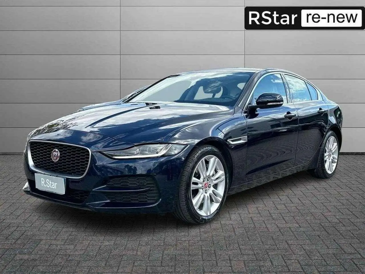 Photo 1 : Jaguar Xe 2020 Diesel