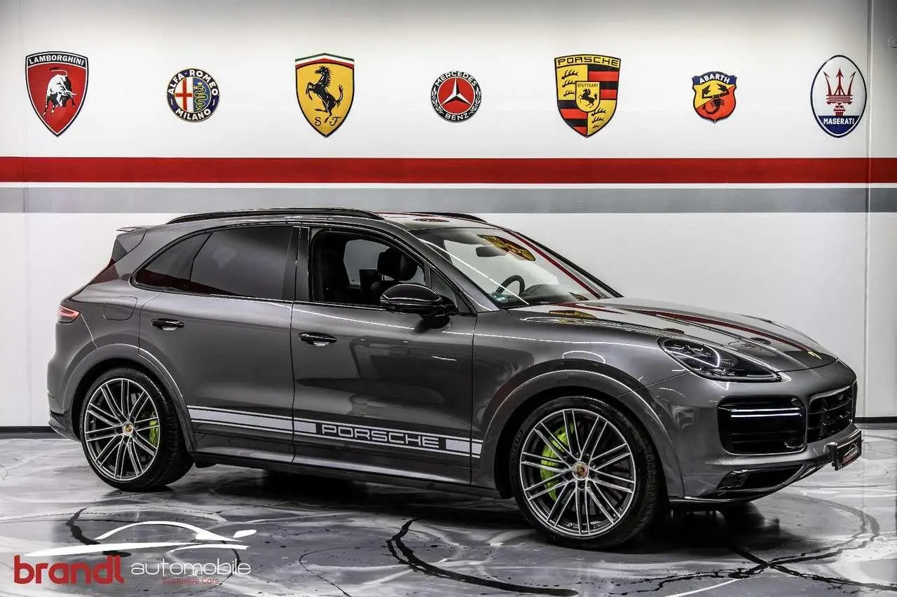 Photo 1 : Porsche Cayenne 2019 Hybride