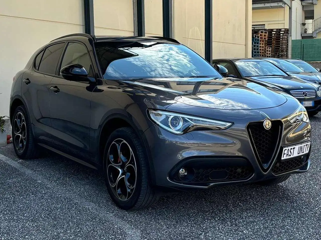 Photo 1 : Alfa Romeo Stelvio 2019 Diesel