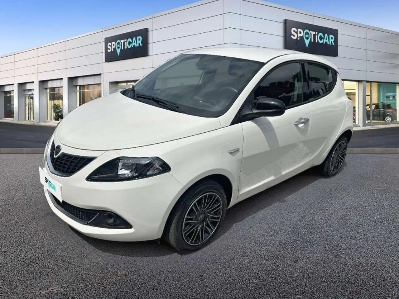 Photo 1 : Lancia Ypsilon 2022 Hybride