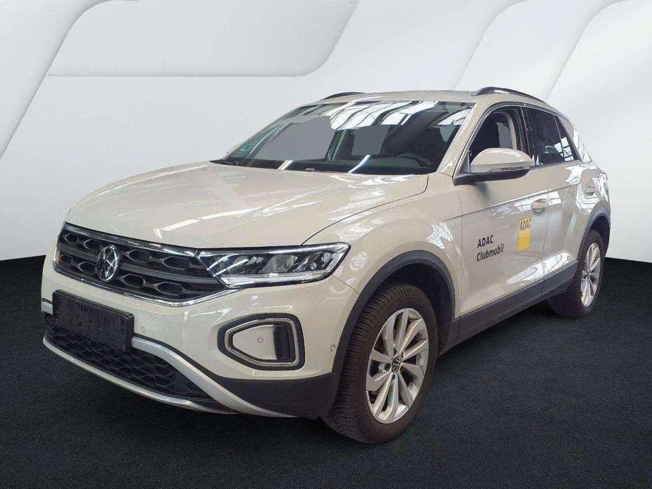 Photo 1 : Volkswagen T-roc 2023 Essence