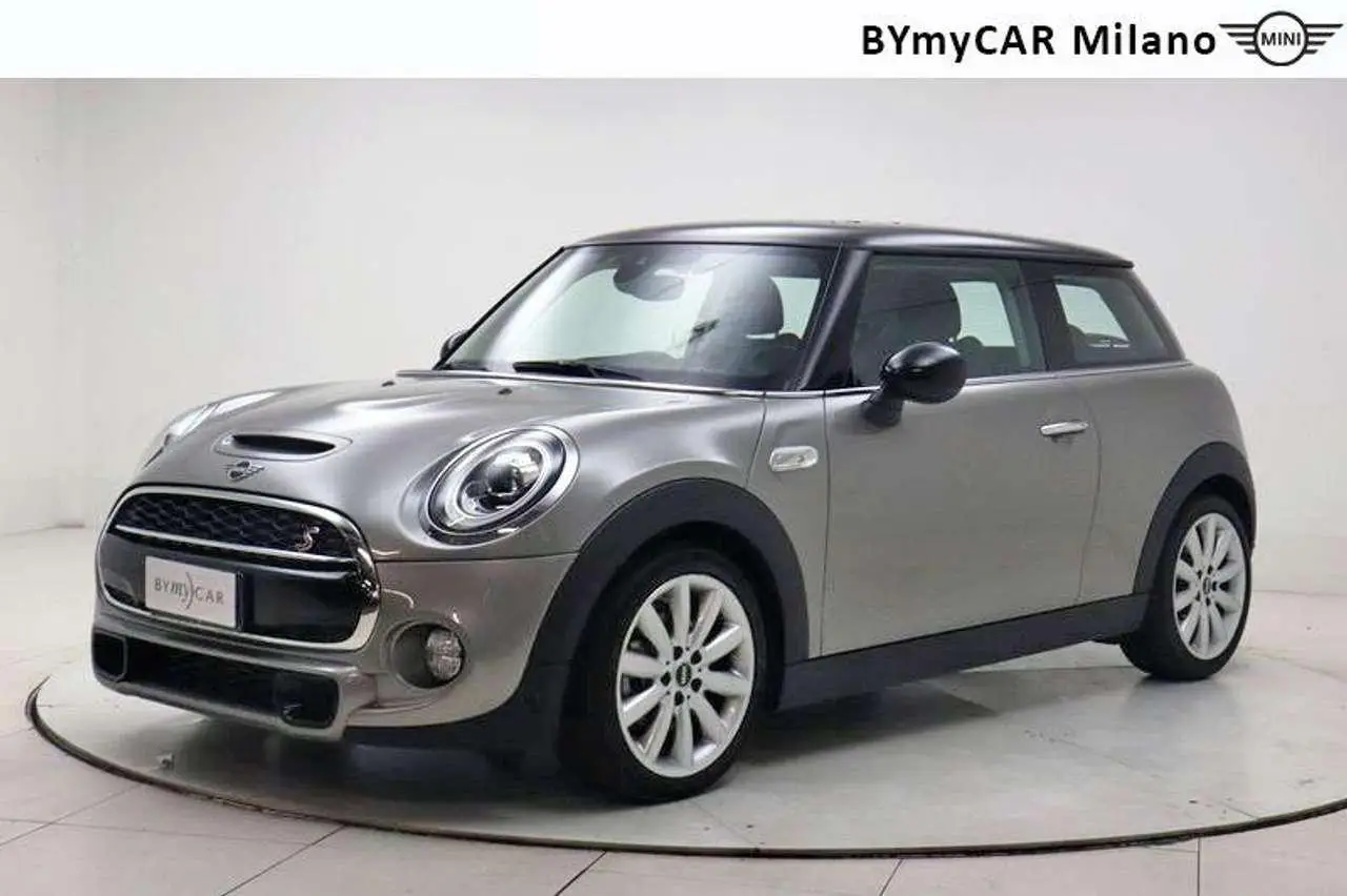 Photo 1 : Mini Cooper 2019 Petrol