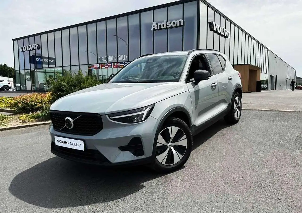 Photo 1 : Volvo Xc40 2023 Hybride