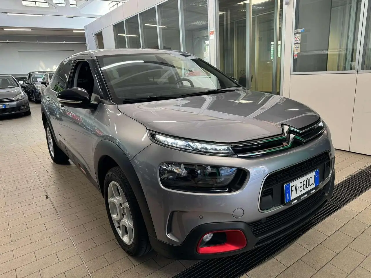 Photo 1 : Citroen C4 2019 Essence