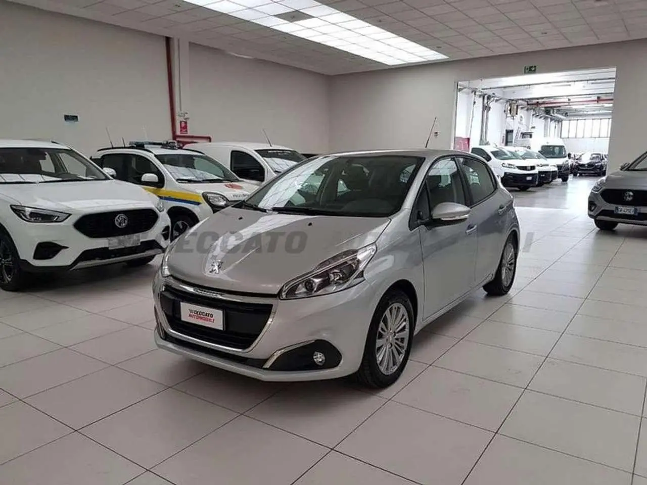 Photo 1 : Peugeot 208 2018 Petrol