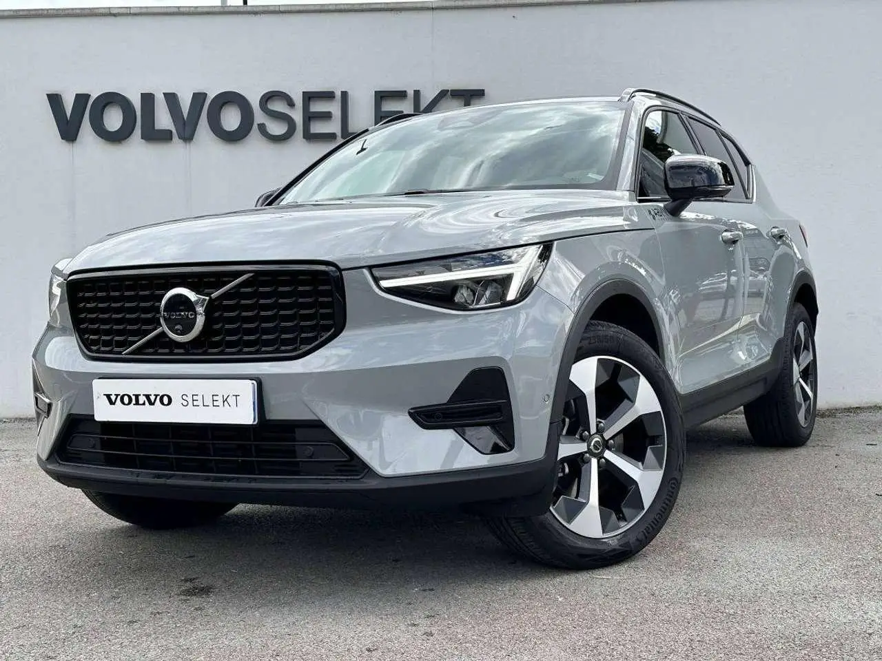 Photo 1 : Volvo Xc40 2024 Essence