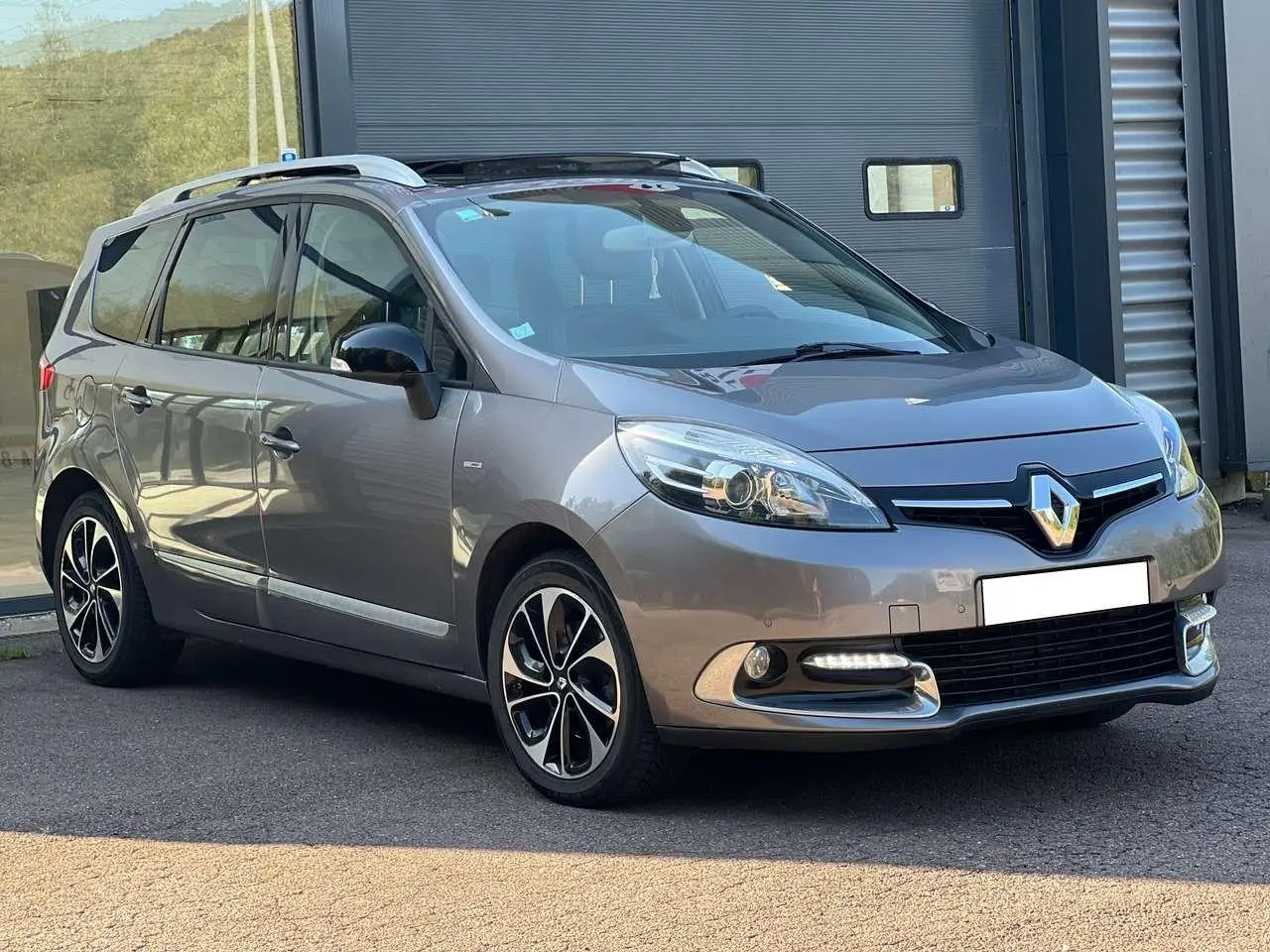 Photo 1 : Renault Grand Scenic 2016 Diesel