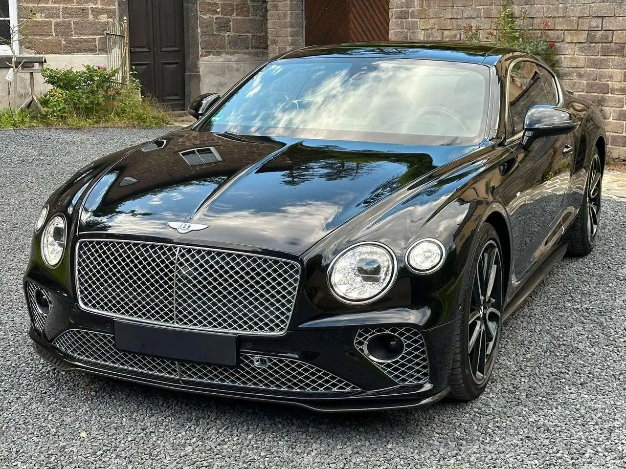 Photo 1 : Bentley Continental 2022 Essence