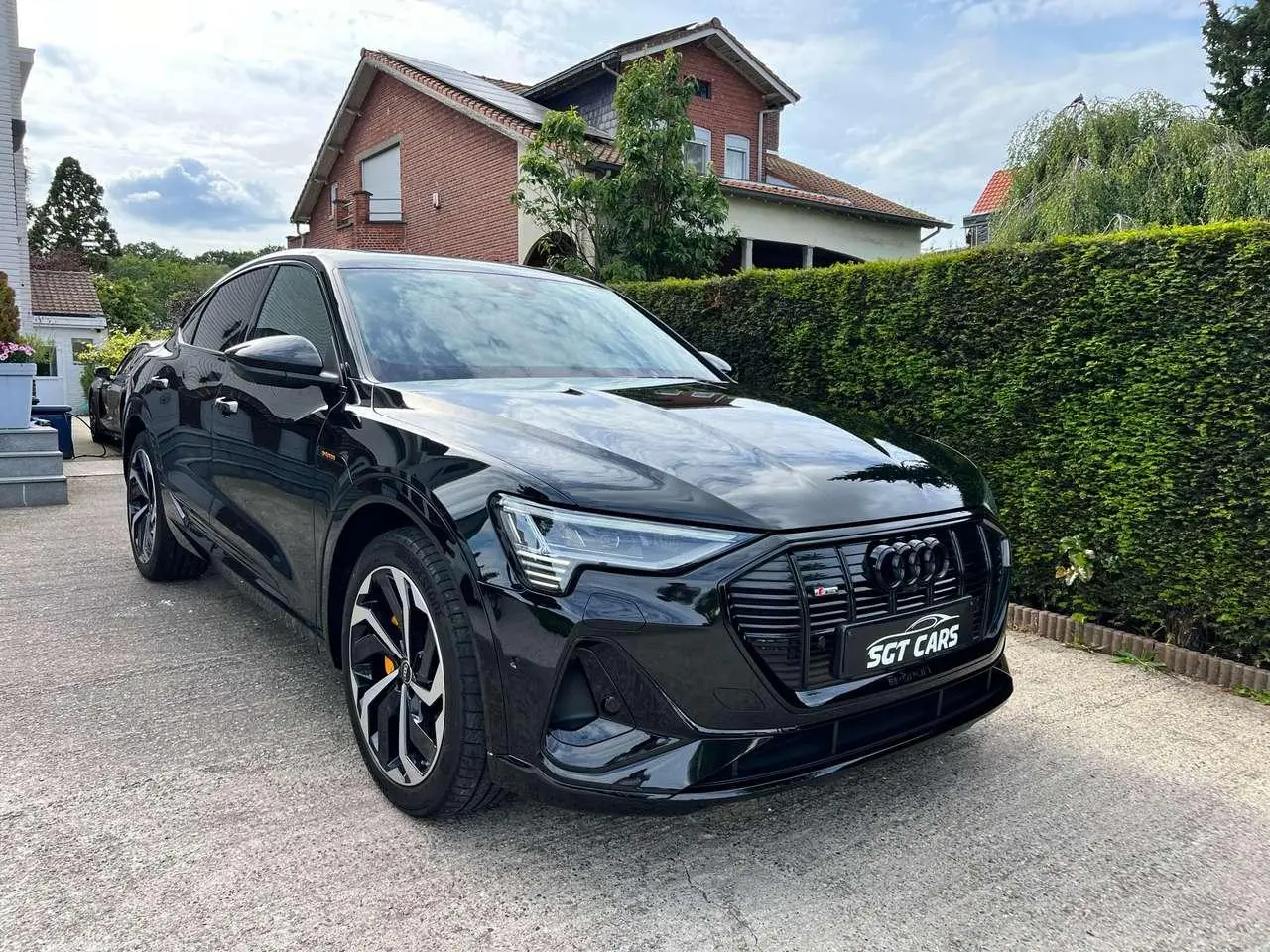 Photo 1 : Audi E-tron 2022 Électrique