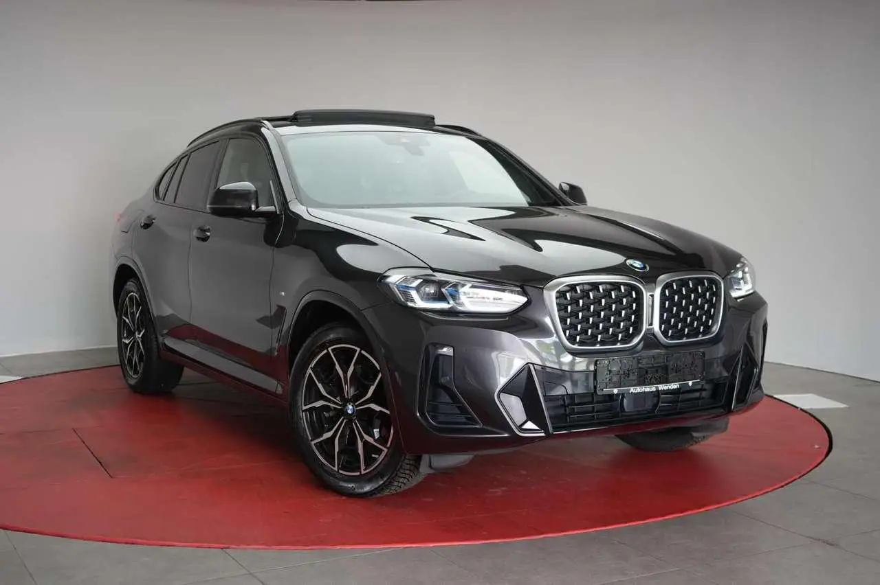 Photo 1 : Bmw X4 2023 Essence