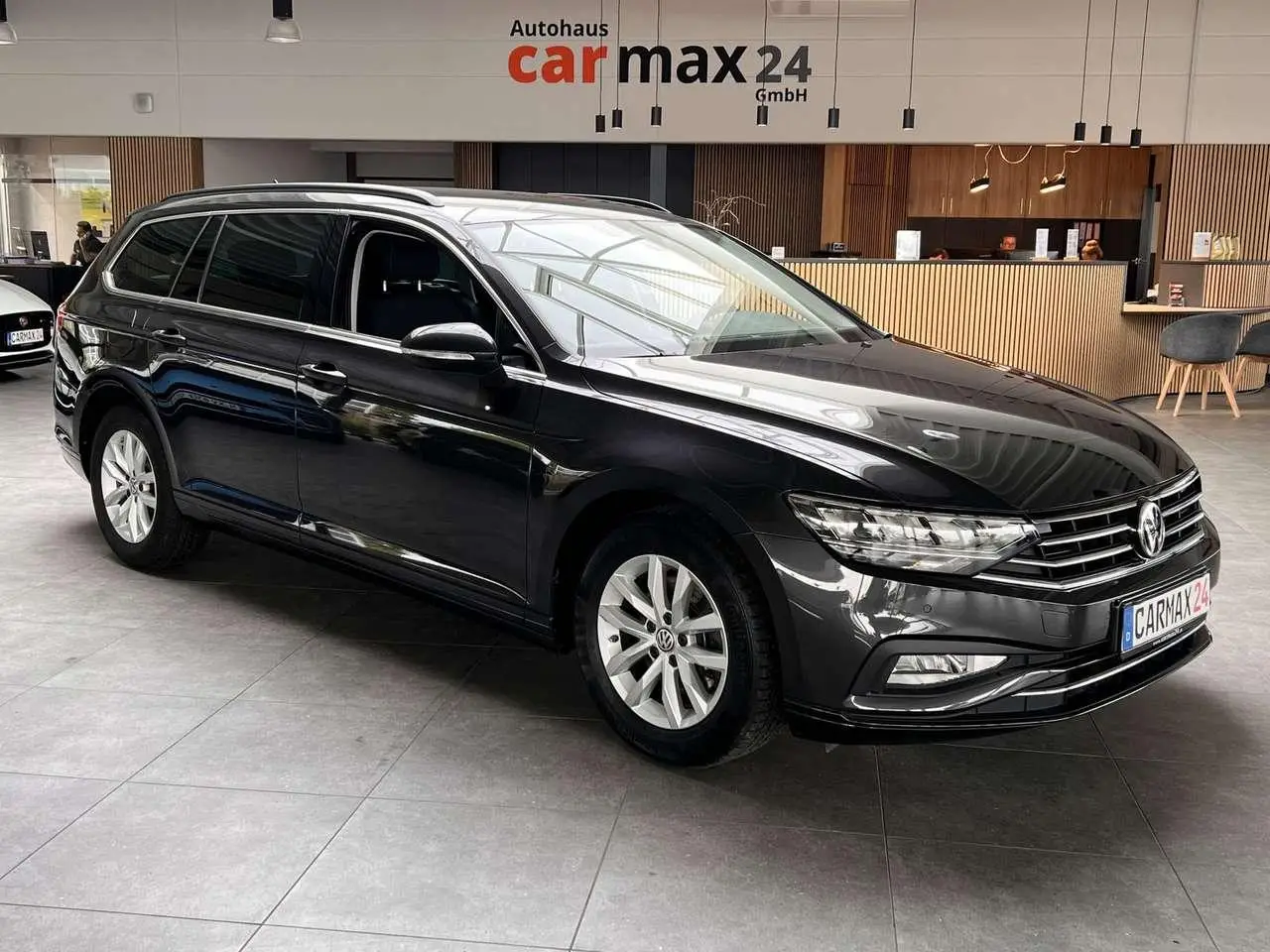 Photo 1 : Volkswagen Passat 2020 Petrol