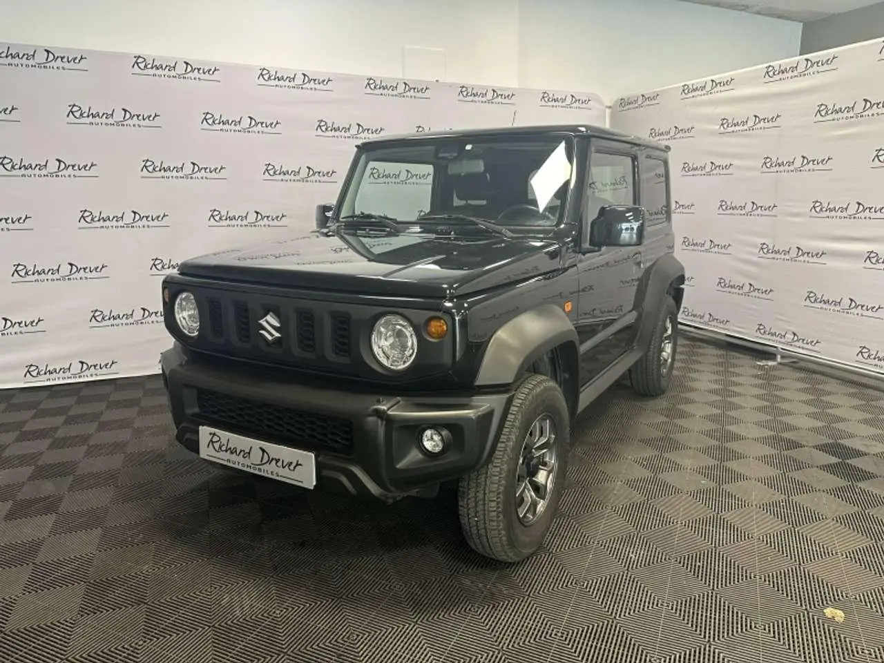 Photo 1 : Suzuki Jimny 2020 Petrol