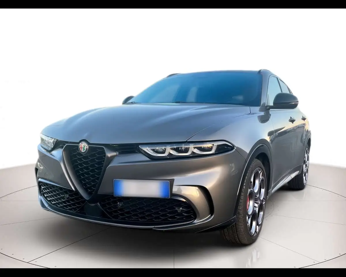 Photo 1 : Alfa Romeo Tonale 2022 Hybride