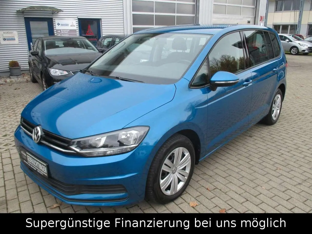 Photo 1 : Volkswagen Touran 2017 Essence