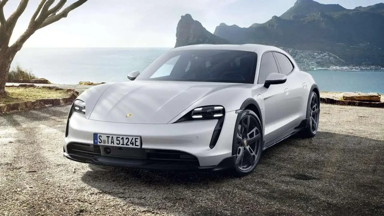 Photo 1 : Porsche Taycan 2024 Electric