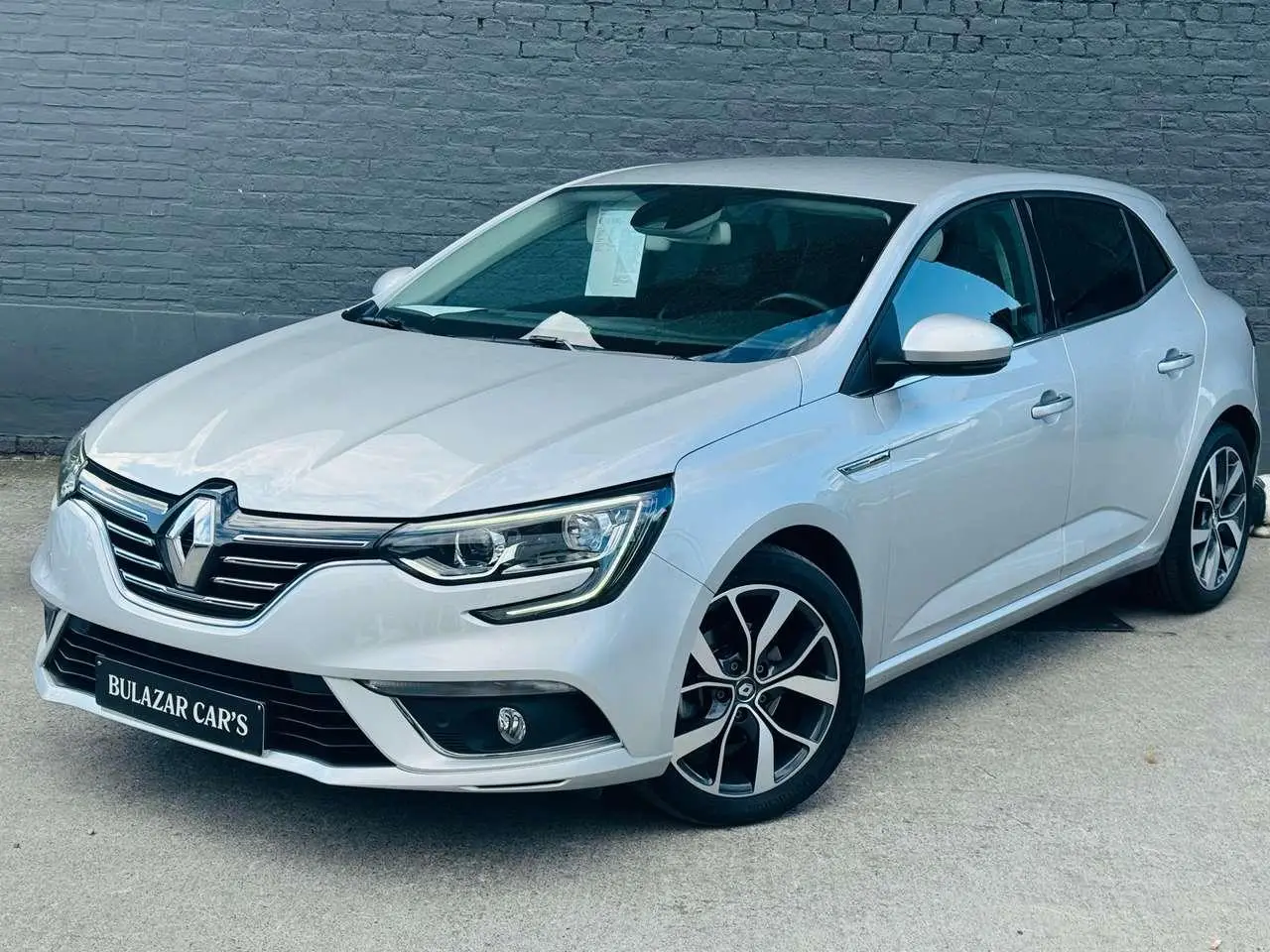 Photo 1 : Renault Megane 2016 Petrol